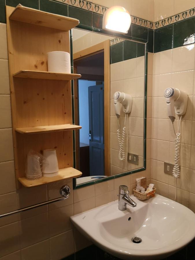 Albergo Milano Peio Fonti Exterior foto