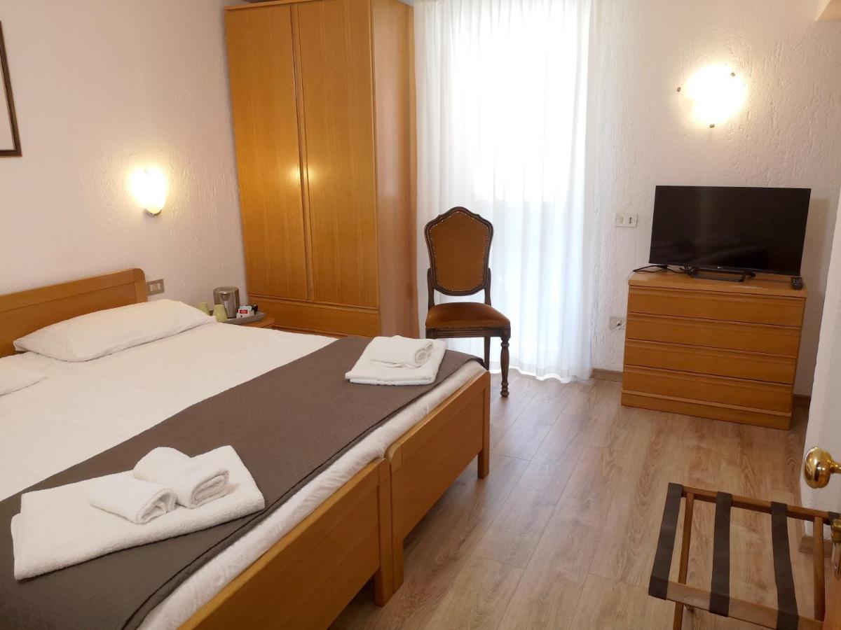 Albergo Milano Peio Fonti Exterior foto